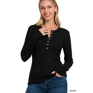 NWT BLACK RIBBED LONG SLEEVE BUTTON DOWN TOP - Small